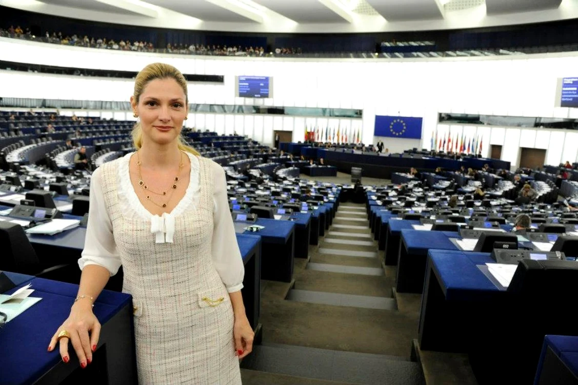 Europarlamentarul Ramona Mănescu