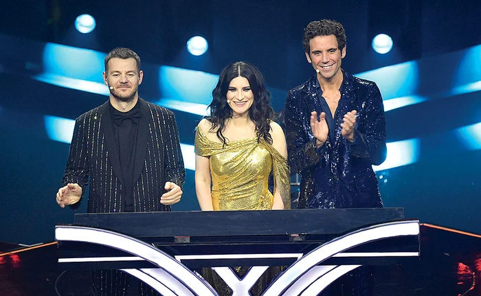 Alessandro Cattelan, Laura Pausini şi Mika, prezentatorii show-ului din Italia. Foto: Gettyimages