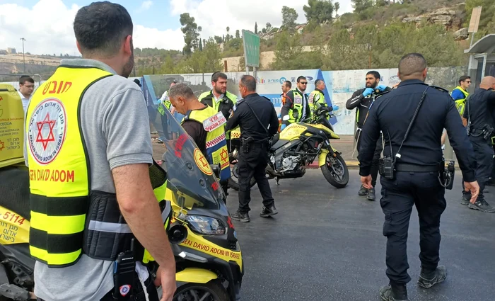 Patru morți și cinci răniți grav după un atac armat într-un autobuz în Ierusalim FOTO: X