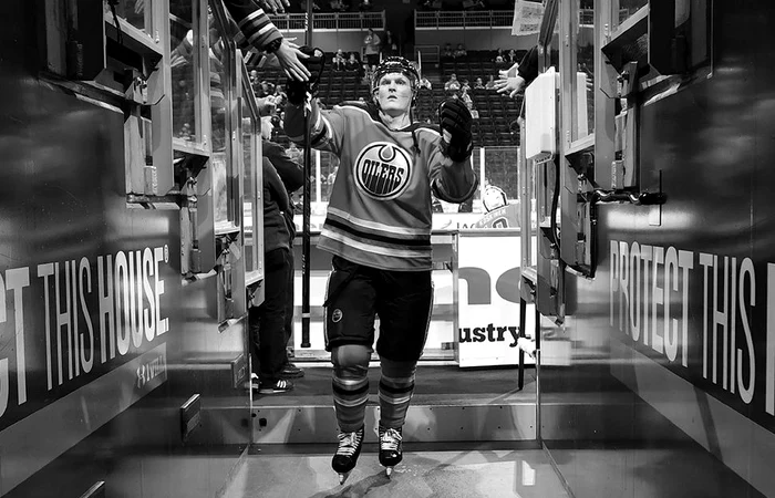 Colby Cave a jucat 11 meciuri pentru Edmonton OilersFoto: Facebook/EdmontonOilers