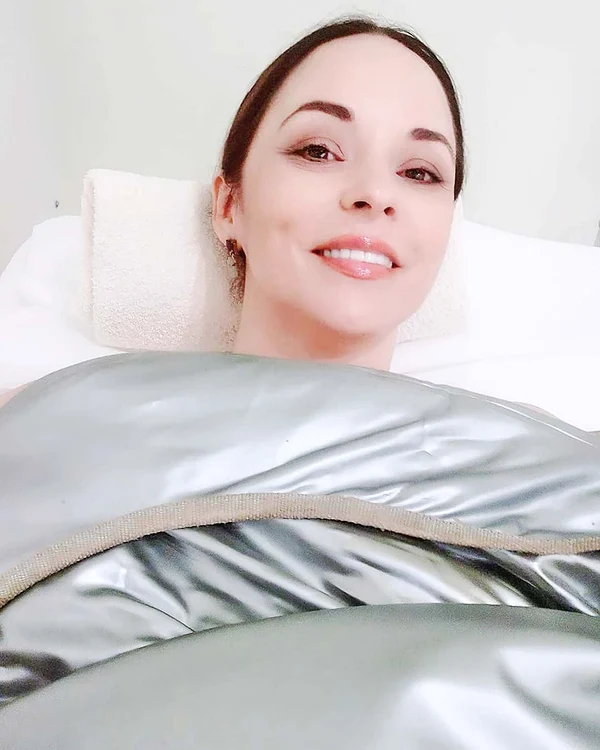 Andreea adoră să transpire sub termocuvertură