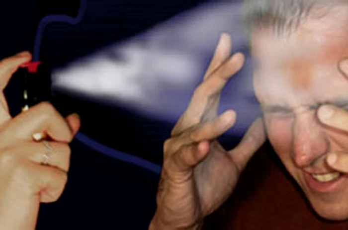 
    Poliţiştii l-au "parfumat" pe şofer cu spray-ul pe bază de piper  