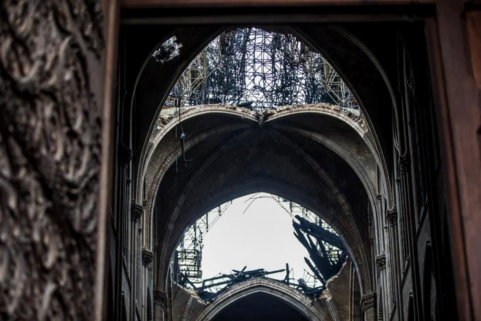 Bolta catedralei Notre Dame FOTO EPA-EFE