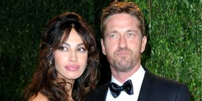 Mădălina Ghenea şi Gerard Butler la petrecerea post-Oscar organizată de „Vanity Fair“ FOTO Getty Images