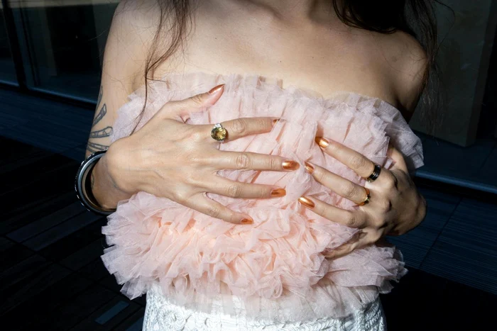 eri clinic clinica implant mamar București doctor implant mamar București click jpg