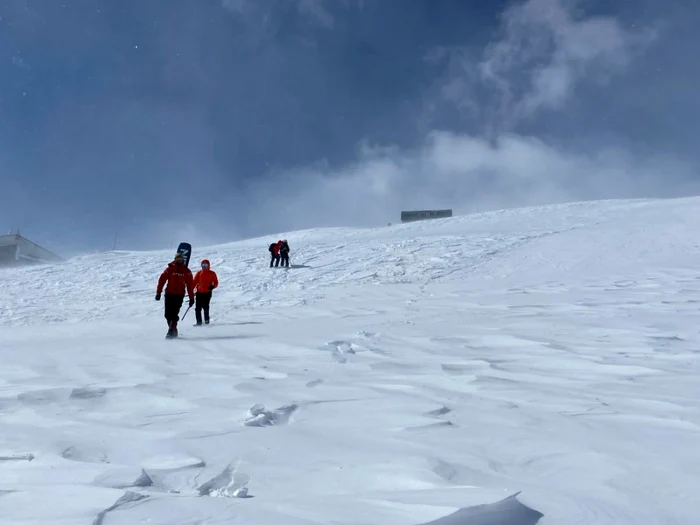 Turiştii care vin la Sinaia au şanse să petreacă Paştele pe pârtie FOTO Salvamont