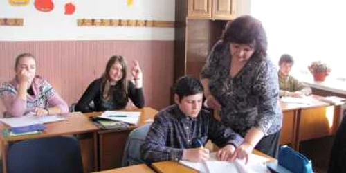 Profesorii îşi vor primi salariile săptămâna viitoare