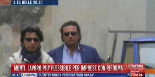 Primele imagini cu căpitanul Costa Concordia, după tragedie FOTO: tgcom24