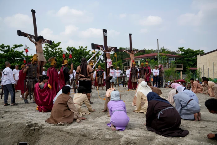 Răstigniri ritualice în Filipine, de Paștele catolic