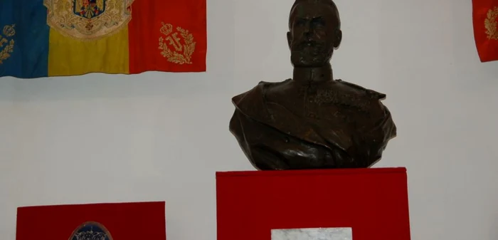 Bustul regelui Carol I, comandat de sătenii din Gheorghe Lazăr, se păstrează astăzi la Muzeul Judeţean Ialomiţa FOTO; Mădălin Sofronie