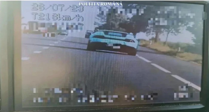 Șoferul unui Lamborghini conducea cu 216 km/h FOTO Poliția Bacău