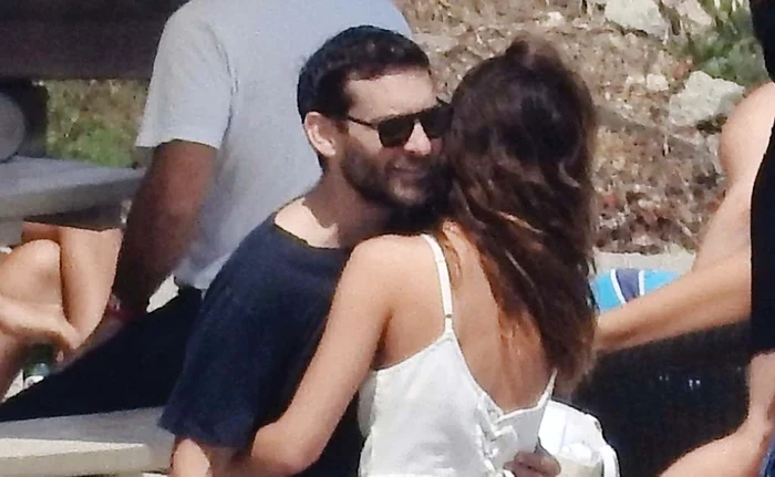 Tobey Maguire (43 de ani) - o partidă bună pentru orice duduie, pentru că are o avere de 75 de milioane $Foto: Hepta