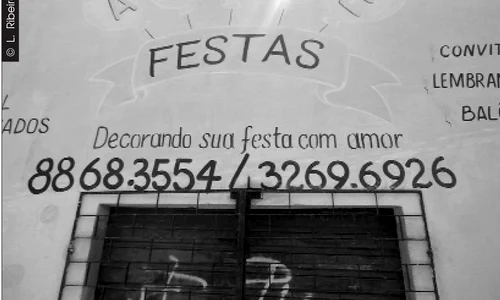 O frîntură de poveste de familie de la marginea unei frînturi de lumi jpeg