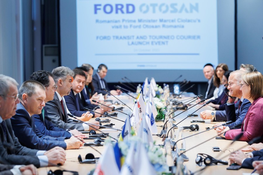Ciolacu, la fabrica Ford Craiova: Lansarea noilor modele, o reuşită majoră pentru industria auto românească