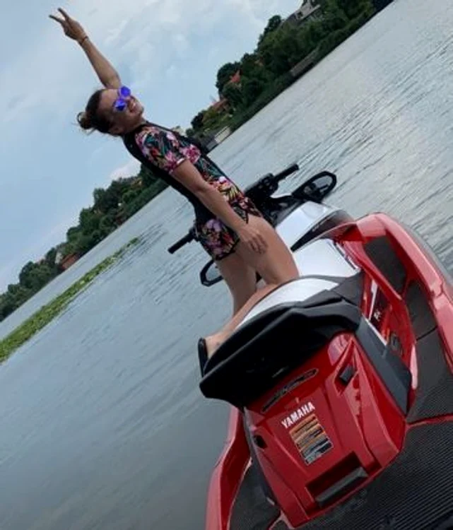 1 simona halep costum de baie main jpg jpeg
