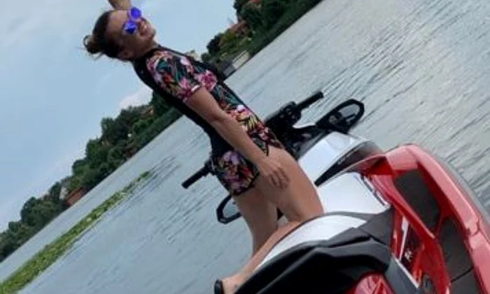 1 simona halep costum de baie main jpg jpeg