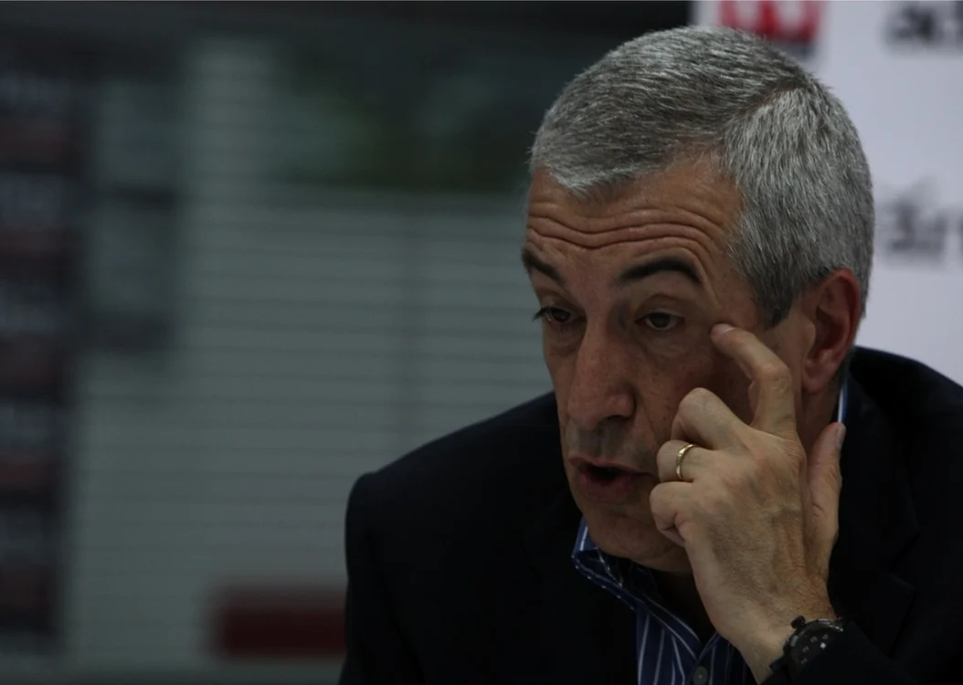 Călin-Popescu Tăriceanu, unul dintre cei nemulţumiţi de modul cum îşi fac treaba diplomaţii români. FOTO Adevărul