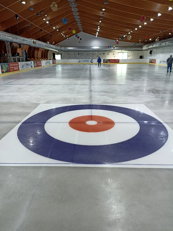 Pista de curling de la Botoșani FOTO Eugen Țurcanu