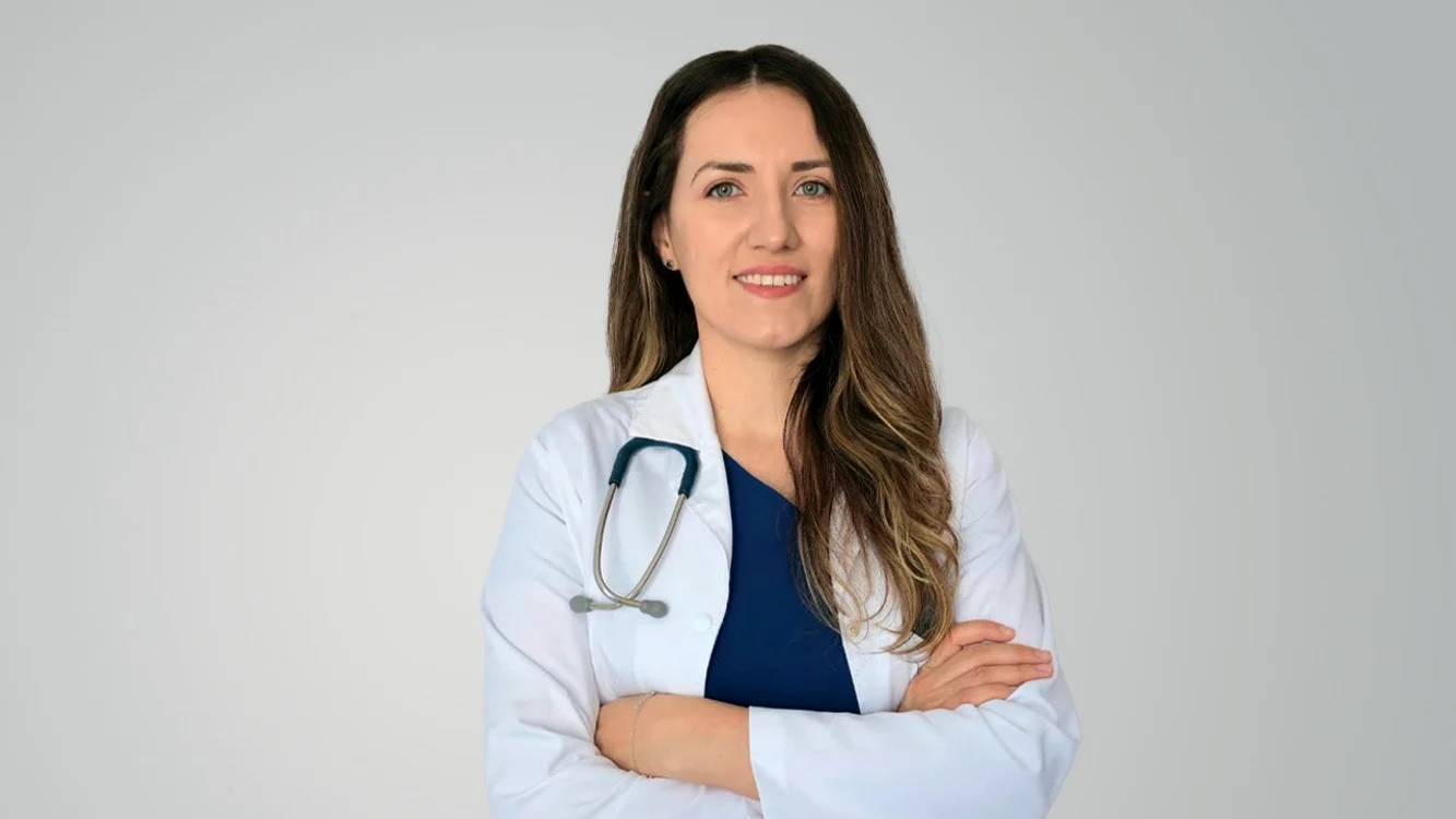 Dr  Lavinia Caluser, MedLife jpeg