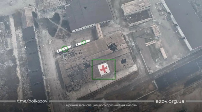 Clădirea Crucii Roşii a fost ţinta unui bombardament rus la Mariupol. Foto: Twitter