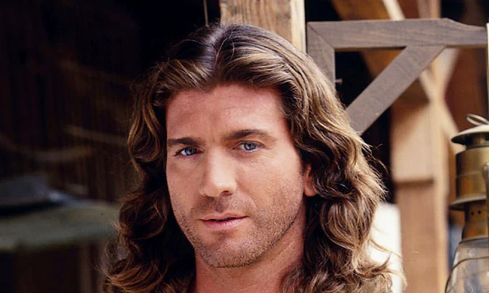 Joe Lando stars as Byron Sully in DR  QUINN, MEDICINE WOMAN  jpeg