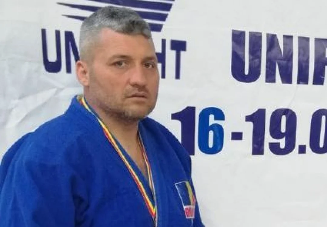 Poliţistul Paul Feroiu este campion la Unifight