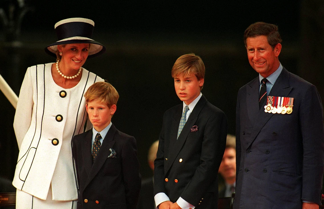 Diana, Charles, William și Harry în anul 1995