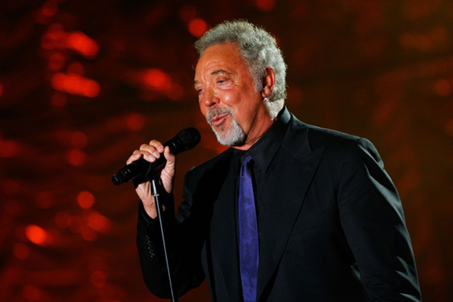 Tom Jones, dat afară din juriul „The Voice UK” după 13 sezoane. Artistul de 86 de ani: „Nu mai e loc pentru mine”