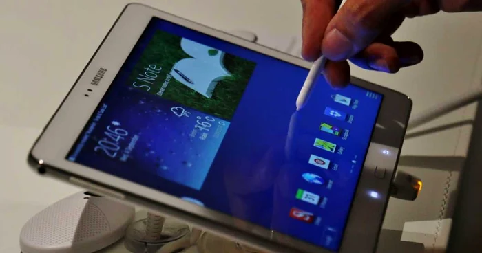 Galaxy Note 10.1 dispune de sistemul de securitate Knox FOTO Răzvan Băltăreţu