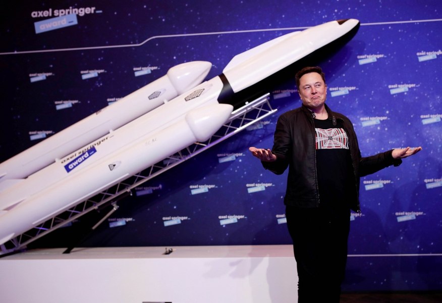 Elon Musk a anunțat că își va muta din California compania SpaceX și sediul platformei X. Care este motivul