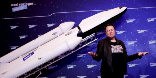 Elon Musk la primirea premiului Axel Springer FOTO  Hannibal Hanschke-Pool/Getty Images