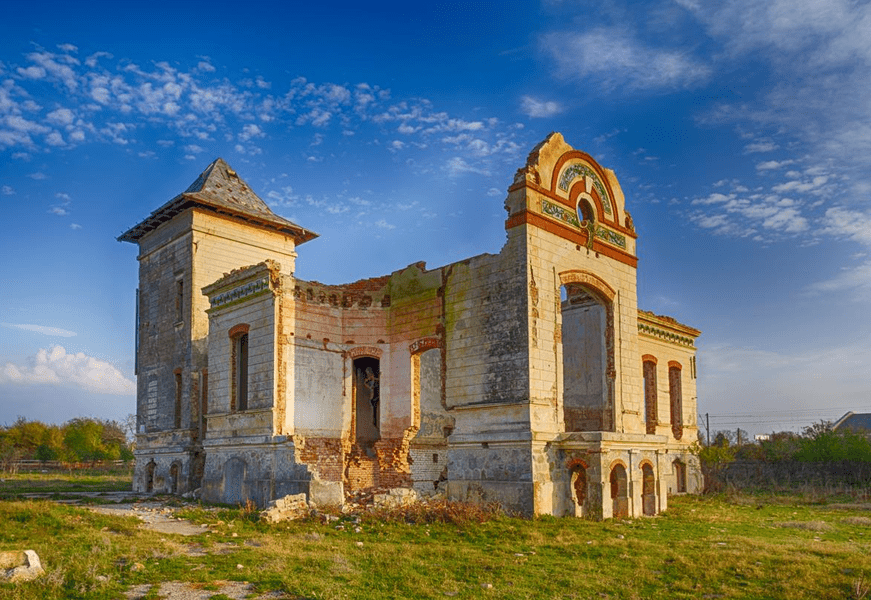 Ce s-a ales de conacul din mijlocul Bărăganului, unde veneau să petreacă miniştrii României interbelice