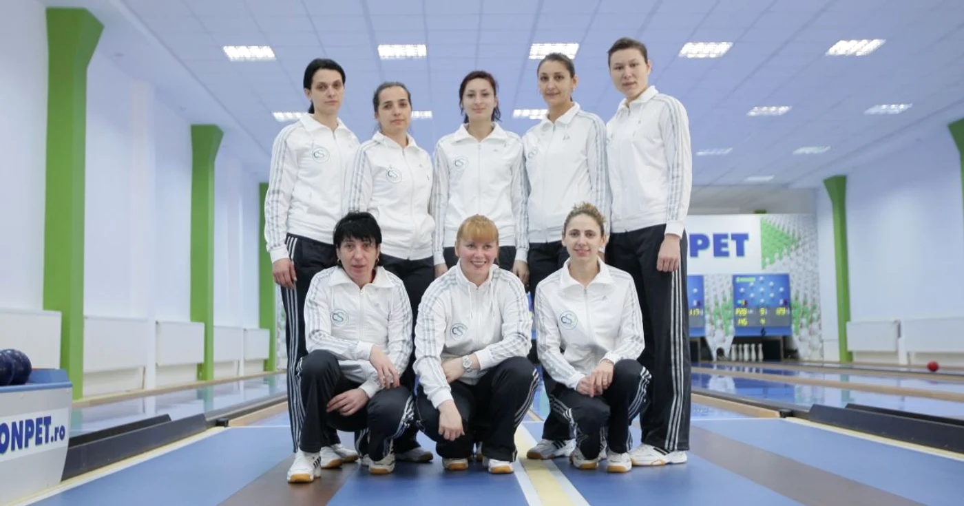 Fetele de la Conpet au obținut locul 3 la turneul final al Ligii Campionilor Foto: Alex Policală