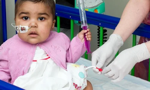 Micuței Layla Richards, diagnosticată cu leucemie, i au fost administrate celule modificate genetic pentru a lupta împotriva cancerului  jpeg