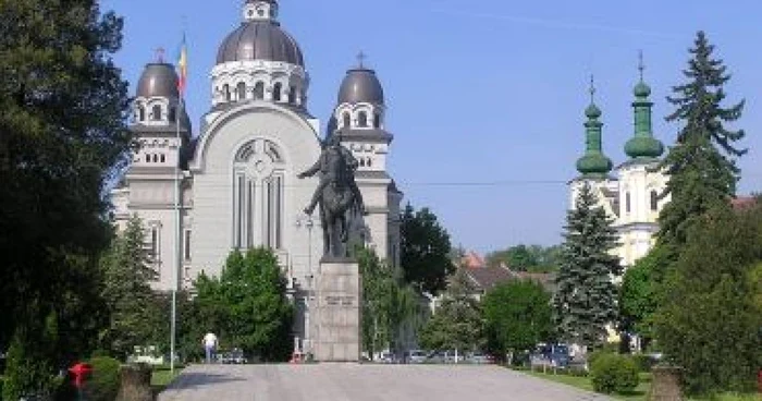 Târgu-Mureş: Catedrala Ortodoxă va fi luminată în roz