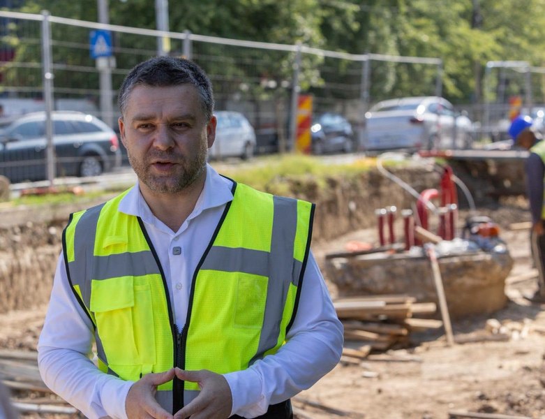 Bucureștiul se pregătește pentru haosul din trafic odată cu începerea școlii. Ciucu: „Am luat șantier cu șantier să vedem ce soluții sunt”