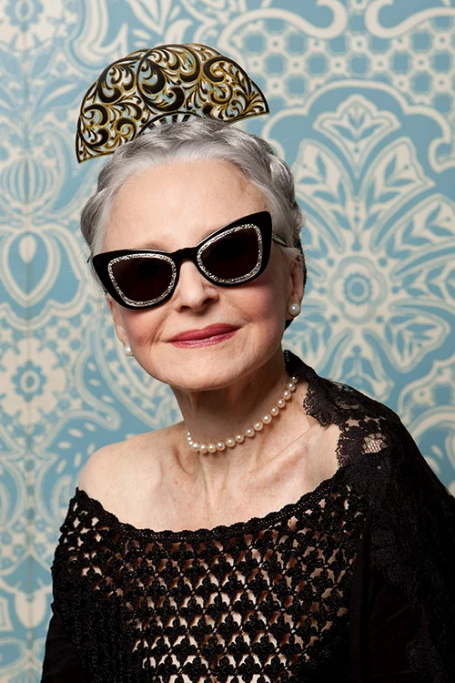 Joyce Carpati este un adevărat etalon de stil