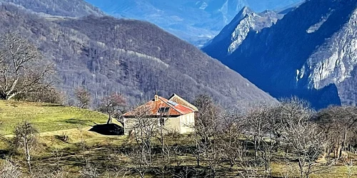 Satul Inelet  Administrația Parcului Național Domogled Valea Cernei (21) jpg