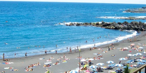 Plaja din Tenerife, un vis spulberat pe o mie de euro