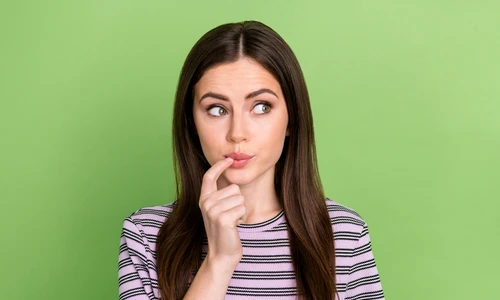 Gesturi care lasa celorlalti o impresie proasta  Sursa foto Shutterstock jpg