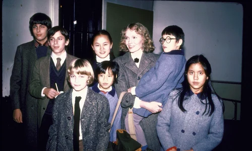 Soon Yi Previn;Mia Farrow [& Family] jpeg