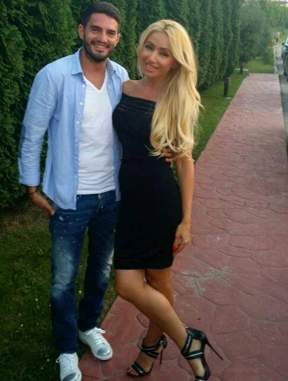 Andrei şi Sonia sunt îndrăgostiţi până peste cap unul de celălalt