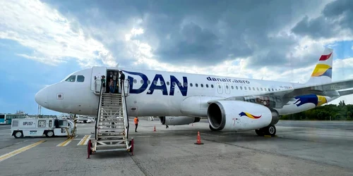 avion dan air jpg