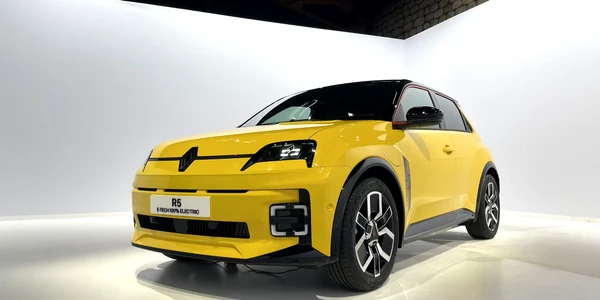 Renault 5 E Tech 37 jpg