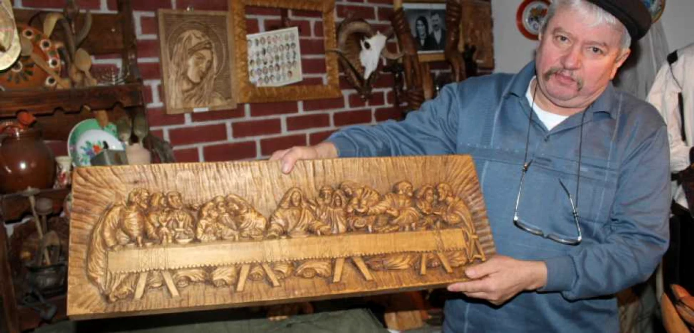 „Cina cea de taină“, în viziunea sculptorului Vasile Dragoş FOTO Adrian Caraba