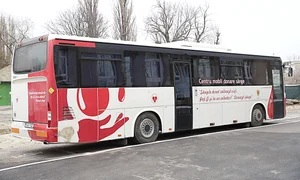 Centrul mobil de vaccinare, amenajat într un autobuz jpeg