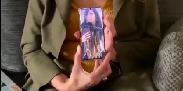 Durerea fără margini a unei mame care și a văzut fiica moartă într o camionetă a Hamas  Foto captură video X (Twitter) jpg