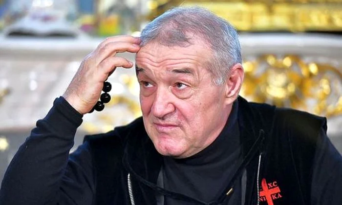 Gigi Becali n-a înțeles nimic din meciul cu azerii. Foto Sportpictures