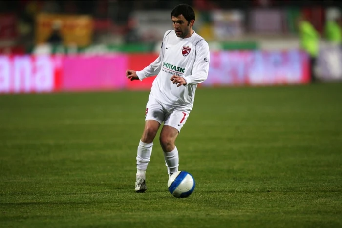 Cătălin Munteanu se împarte între fotbal şi familie