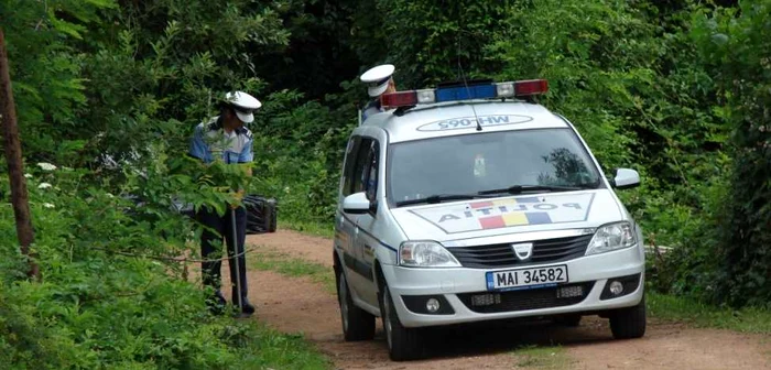 Peste 250 de poliţişti în stradă FOTO IPJ Mehedinţi